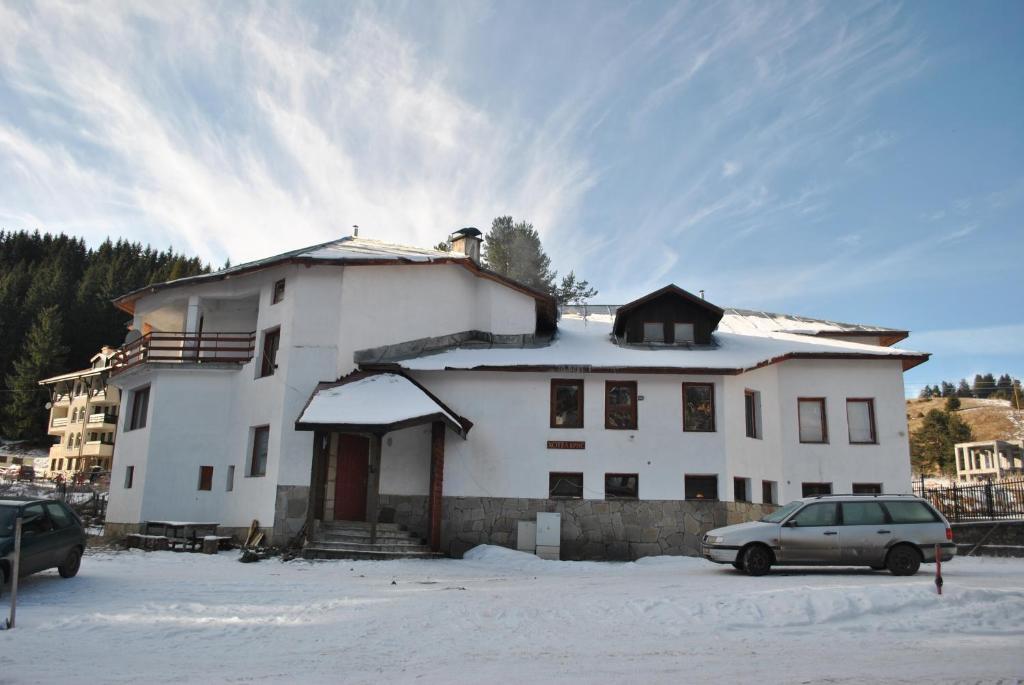 Kris Guesthouse Stoykite Exterior foto